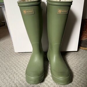 Noble Outfitters Perfect Fit Wellies